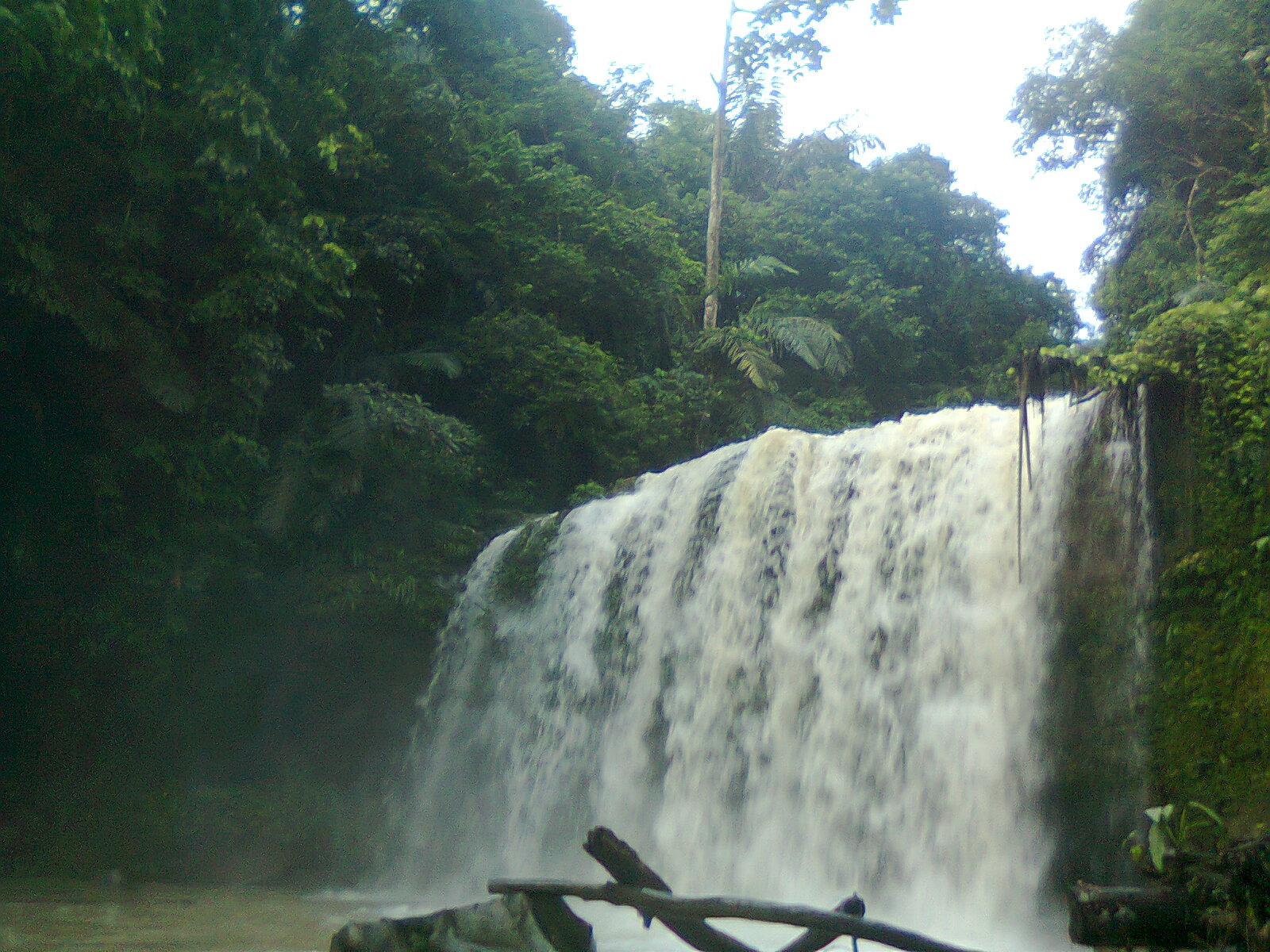 Sumatera Utara Harmoni Air Terjun Simanikmanik,objek