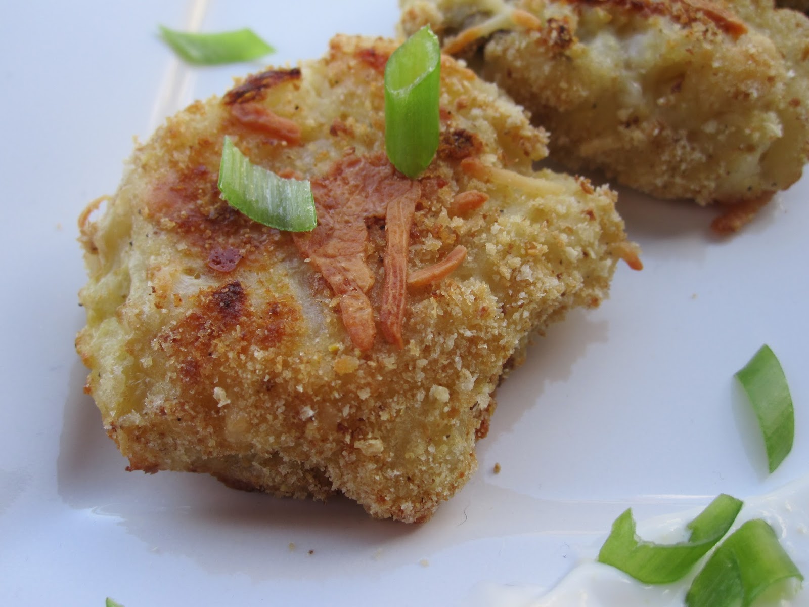 Crispy Cauliflower Cakes with Yogurt Dipping Sauce