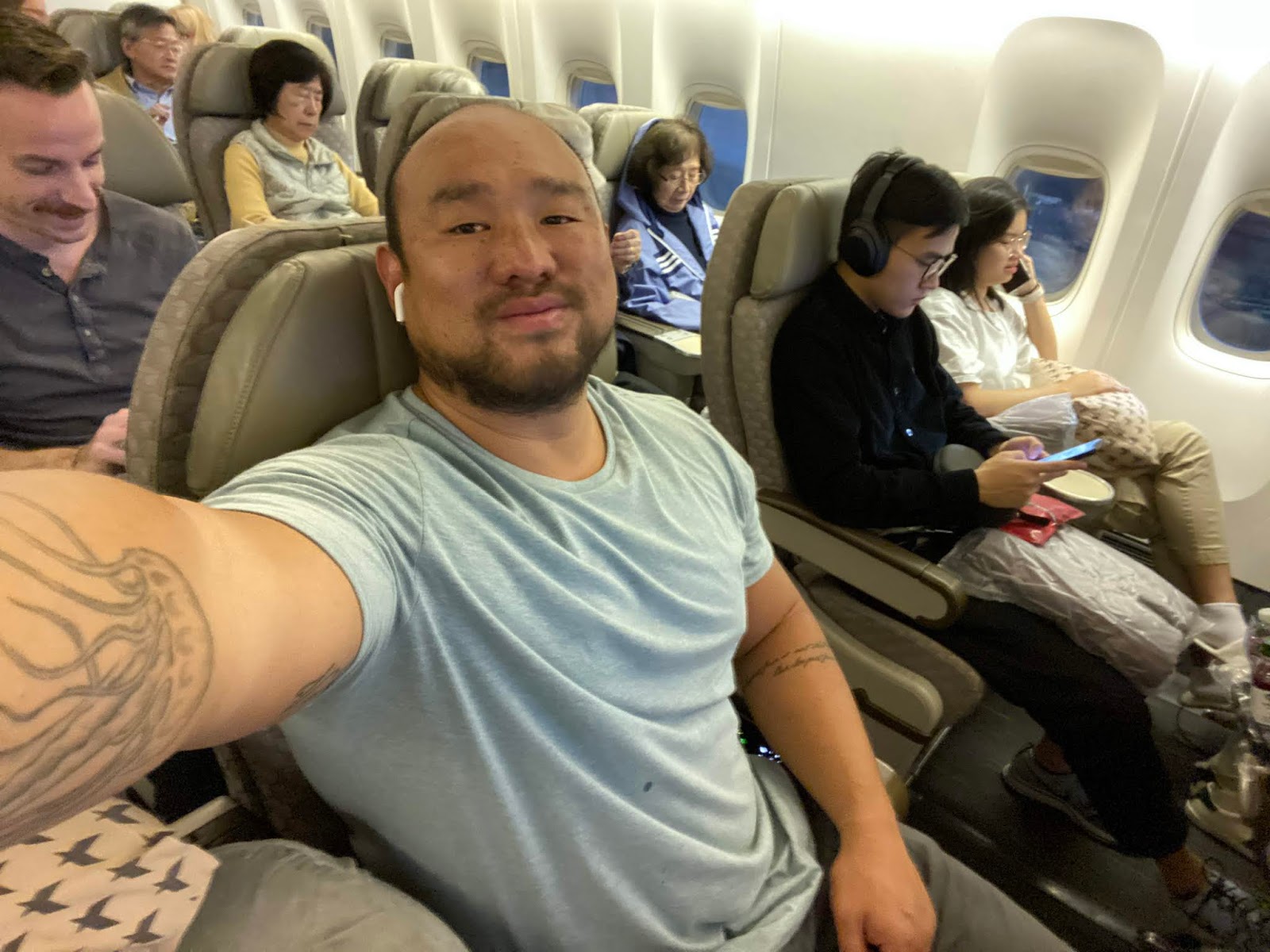 How To Fly Business Class For The Price Of Economy Johnnyfd Com Follow The Journey Of A Location Independent Entrepreneur