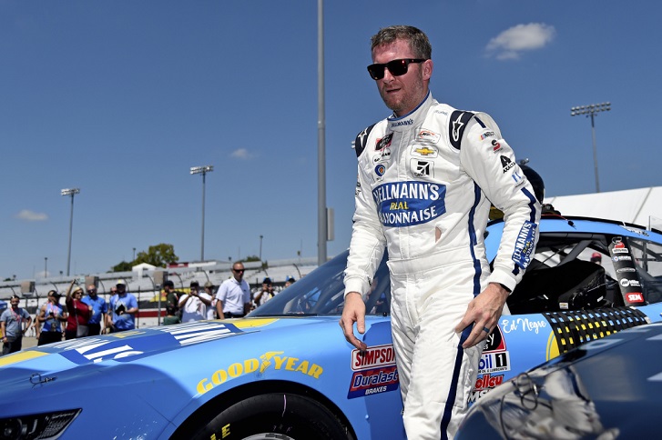 Dale Earnhardt dan Kematian Paling Menyedihkan di Dunia Balap Dale Earnhardt dan Kematian Paling Menyedihkan di Dunia Balap