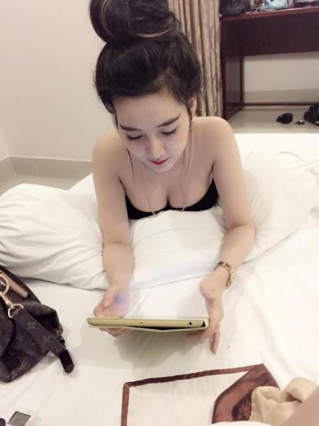 Gái xinh khoe vòng 1 khủng nóng bỏng mãn nhãn tầm mắt