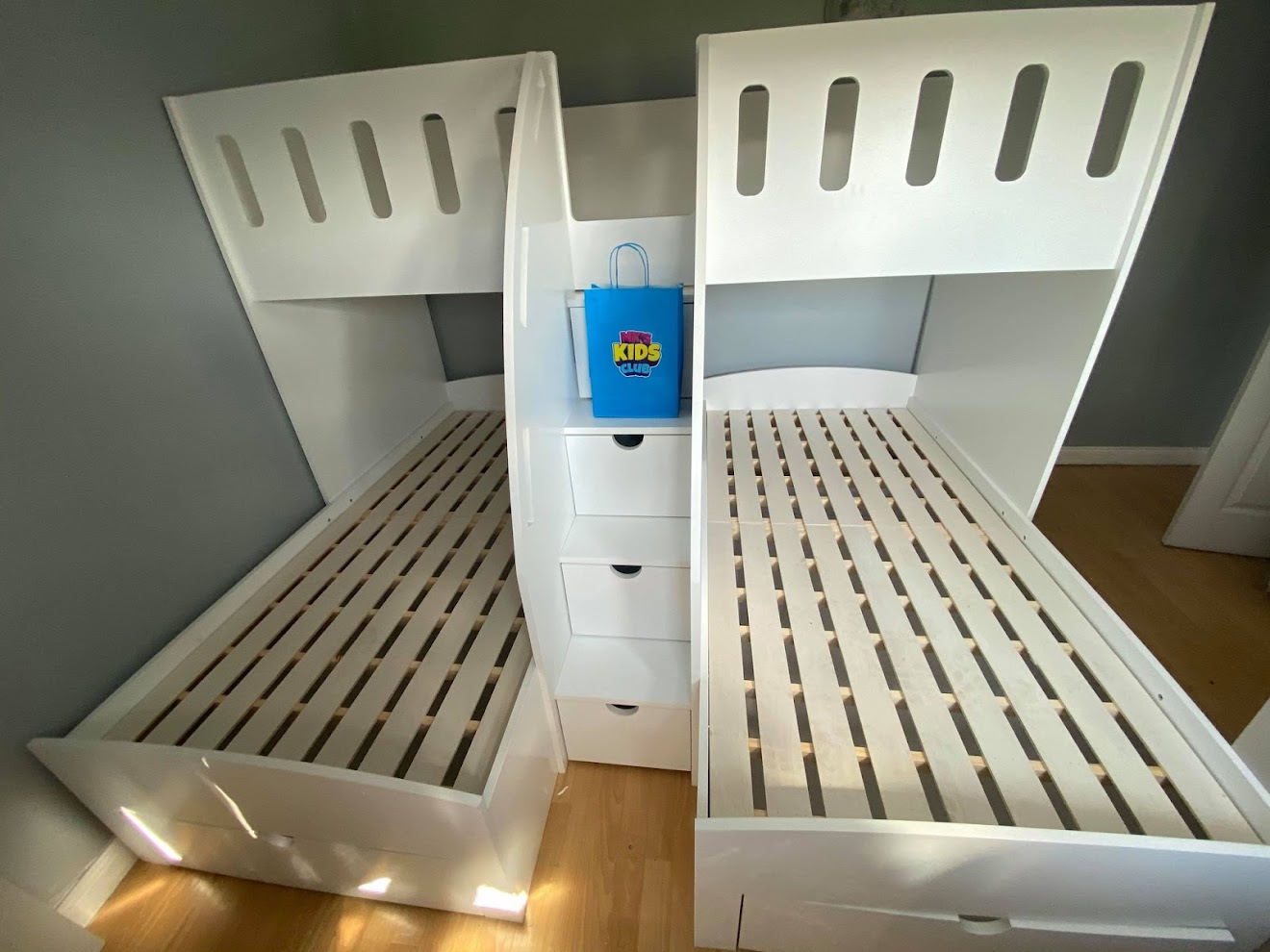 triple bunk bed with slide