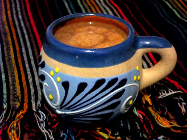 http://1.bp.blogspot.com/-MI6Jz8dHlp8/TtMNO5XTsYI/AAAAAAAAFWQ/ionLRt61w48/s640/cup+of+mexican+hot+chocolate.jpg