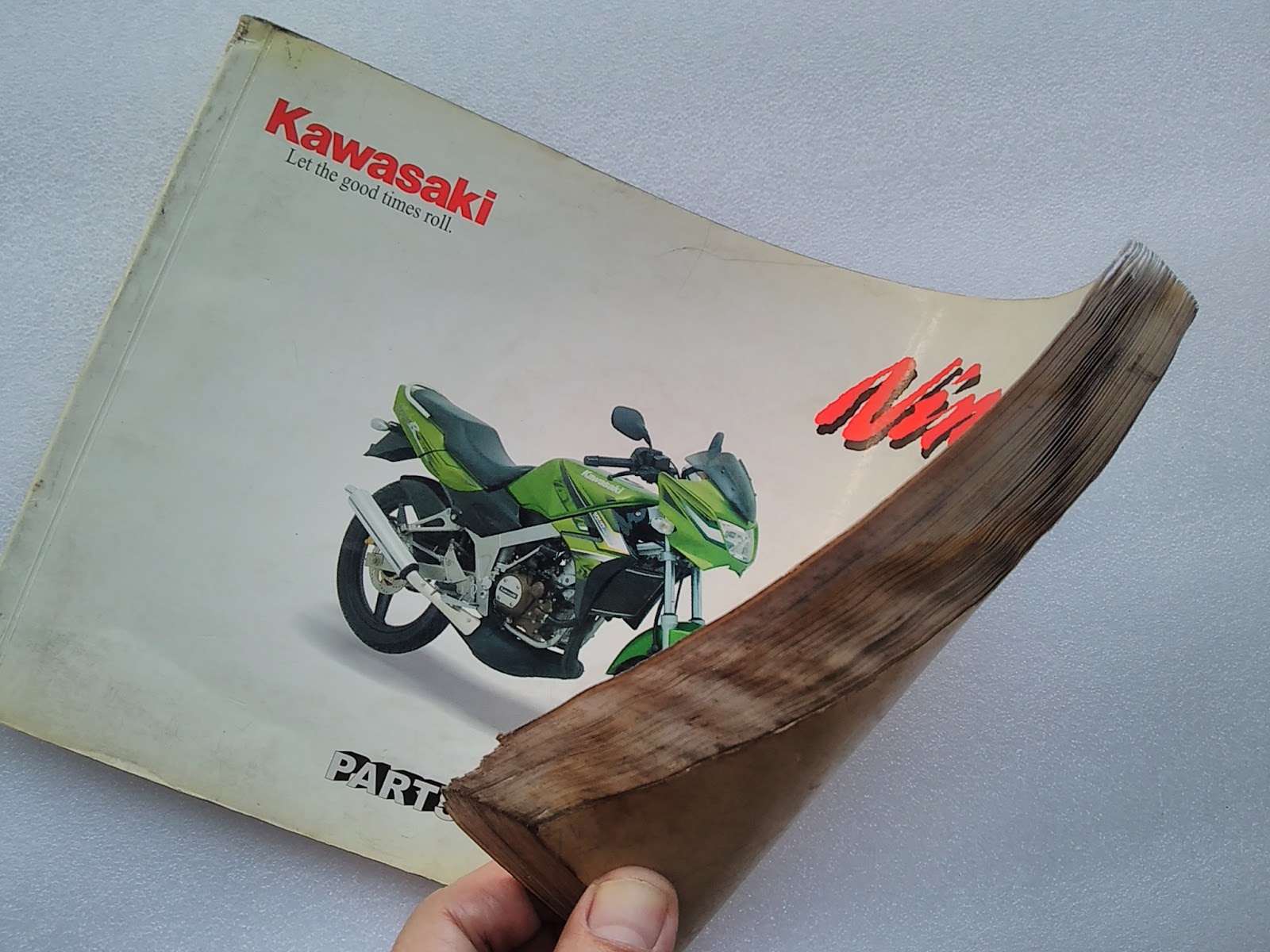 Djejak Masa Kawasaki Ninja KR 150 Buku Parts katalog