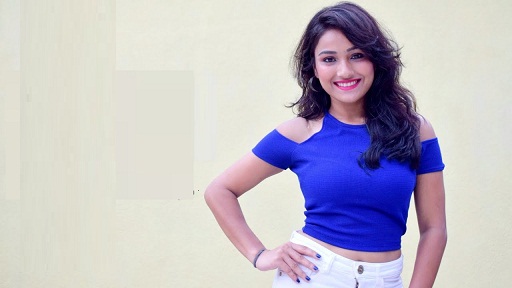 इस लड़की ने किया शानदार डांस, वीडियो वायरल - newsonfloor.com