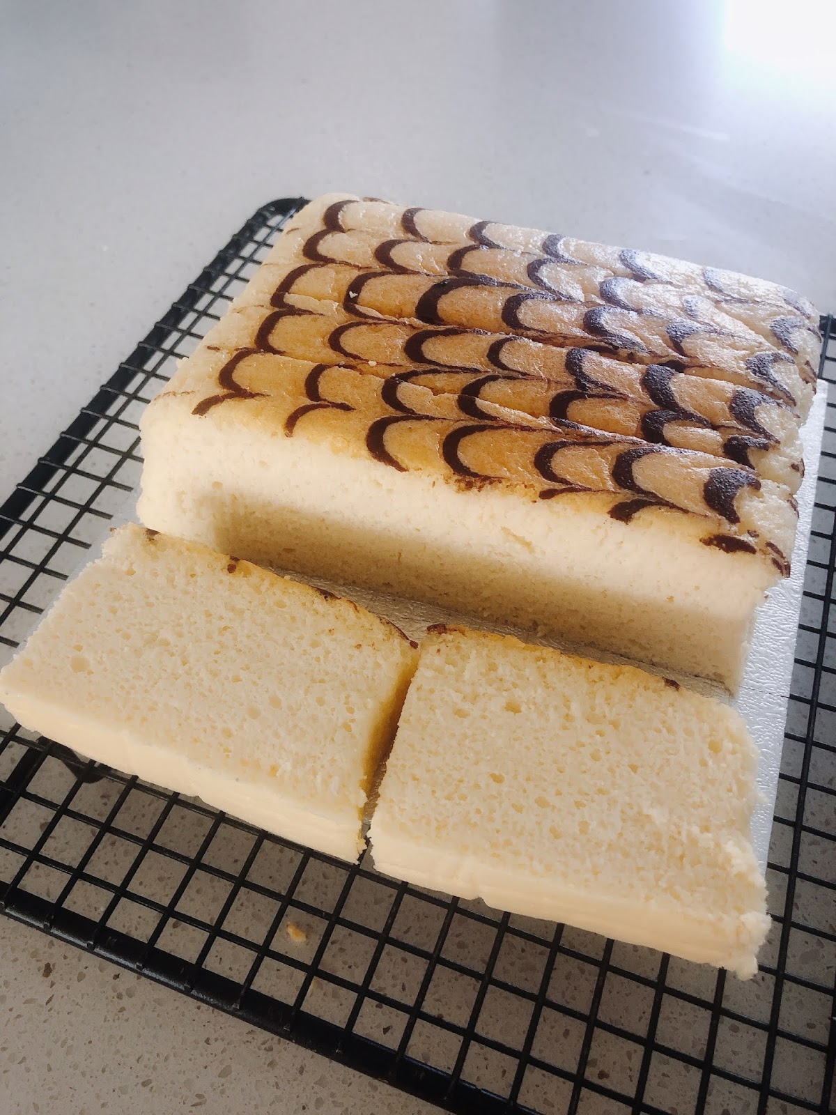 Lowcarb kefir yogurt sponge cake