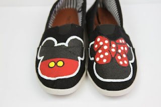 Show Me Cute: Mickey & Minnie DIY Disney Shoes