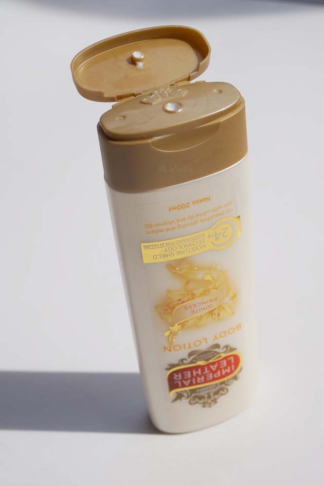 [REVIEW] IMPERIAL LEATHER BODY LOTION Sketches Of Mind