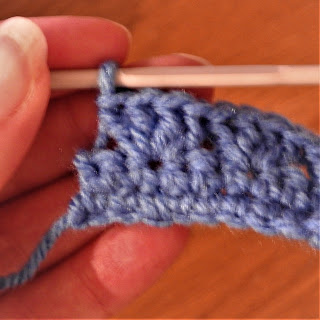 How to crochet a shell stitch