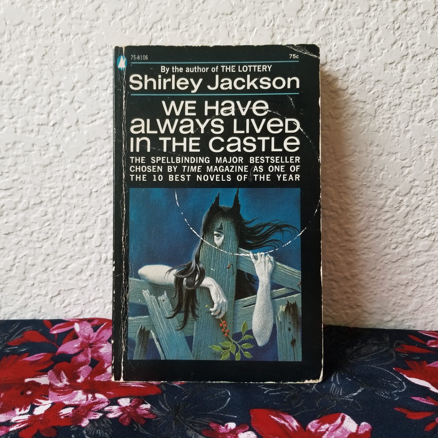 We Have Always Lived In the Castle by Shirley Jackson Book Review Billiam The Nerd