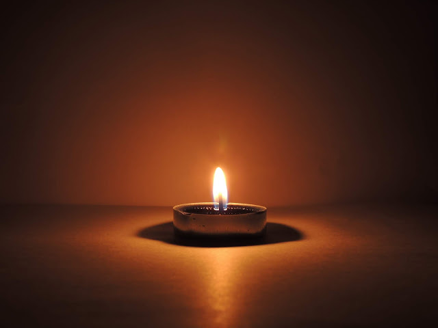 lilin mati lampu mati lampu