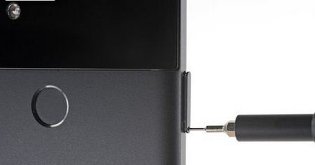 How do I remove the SIM card from my Google pixels XL 2?