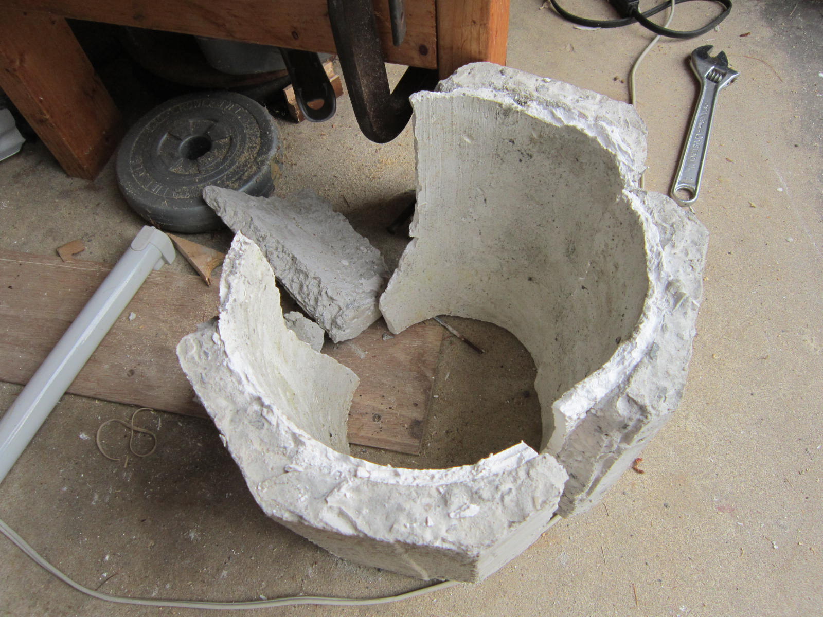 Maniac Mechanics Making a Crucible