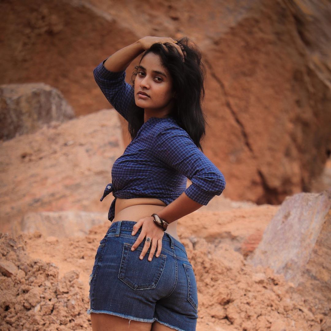 Soumya Shetty Hot Photos