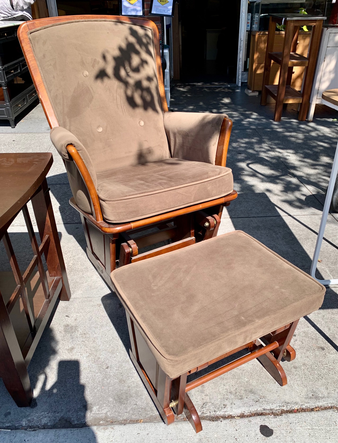 UHURU FURNITURE & COLLECTIBLES SOLD 106994 Light Brown Glider Chair