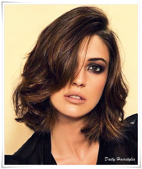 15 Trendy Medium Short Hairstyles 2019 Female Daily