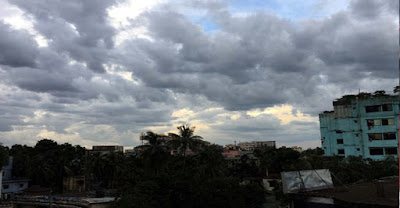 In the next 24 hours, rain is forecast for the entire state . In the next 24 hours, rain is forecast for the entire state .