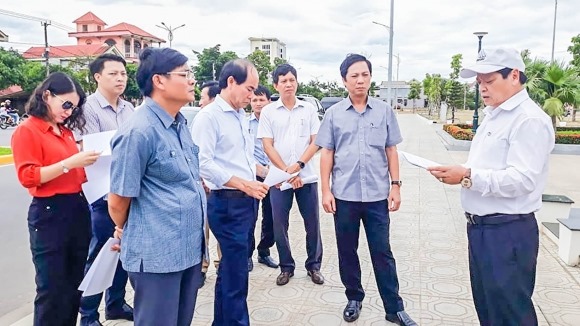 Quảng Trị lại muốn làm tranh cố lãnh tụ Cu Ba – Fidel Castro, kinh phí thì…được giữ bí mật