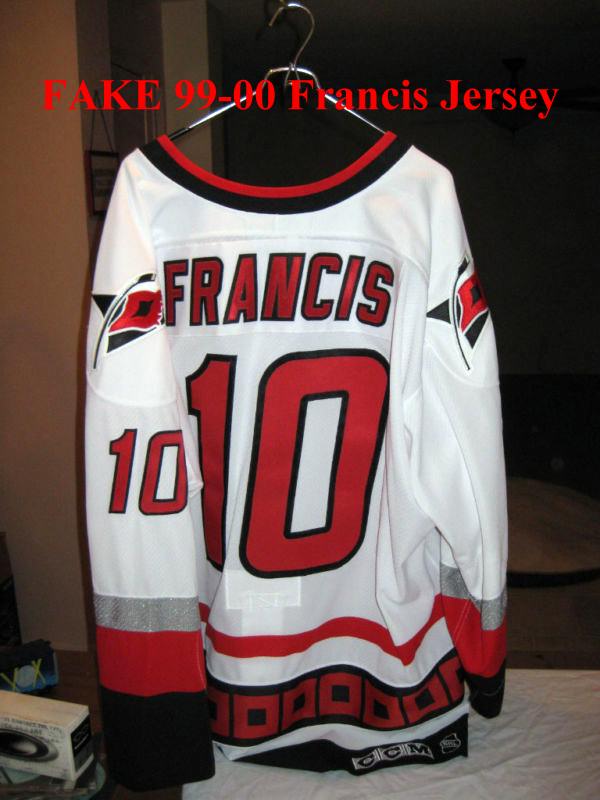 goongear's hockey jersey blog More Counterfeit / Fake Hockey Jerseys