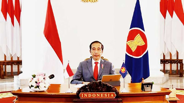 Presiden Jokowi Umumkan Indonesia Naik Kelas