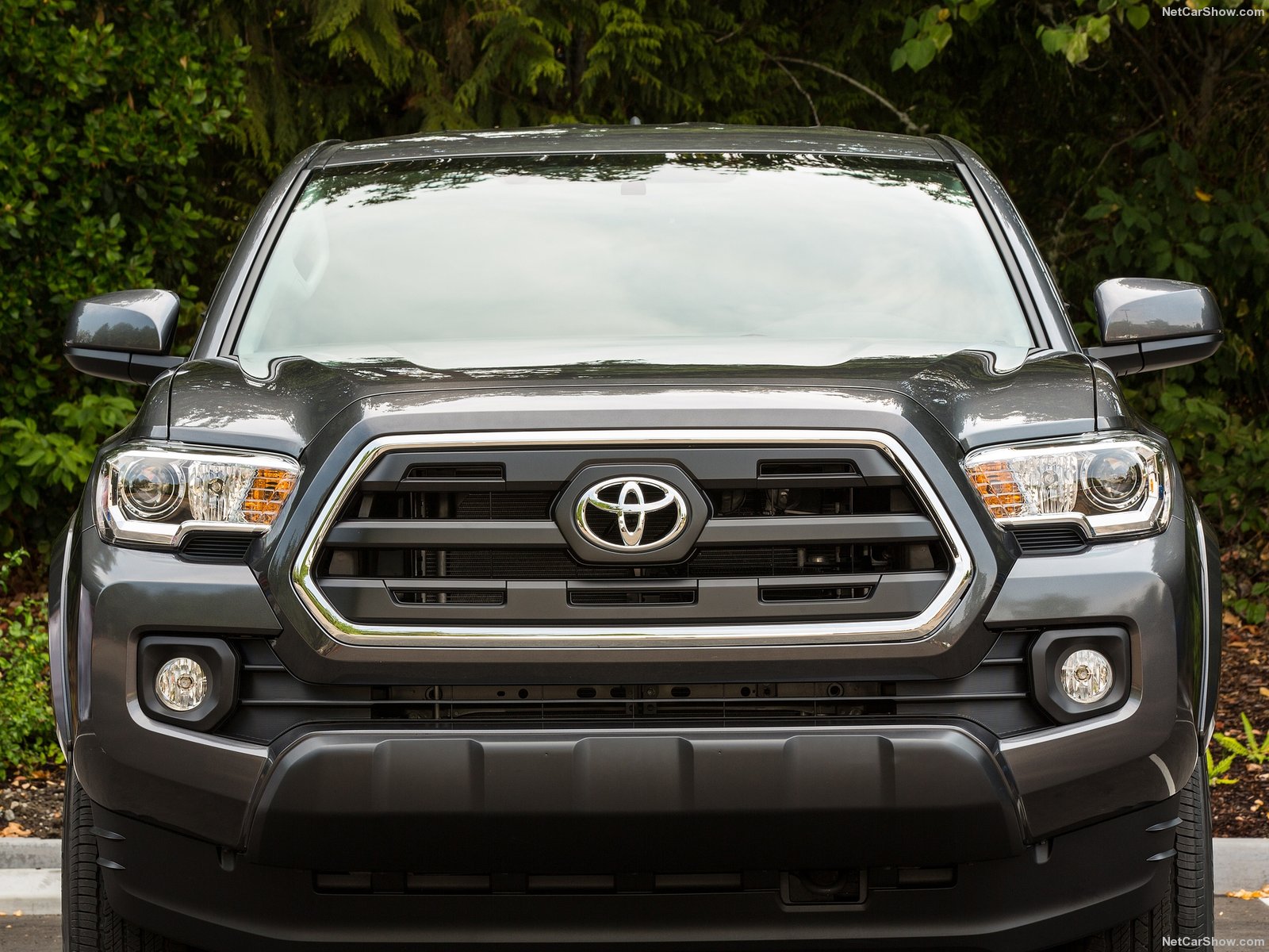 Hình ảnh xe ô tô Toyota Tacoma 2016 & nội ngoại thất