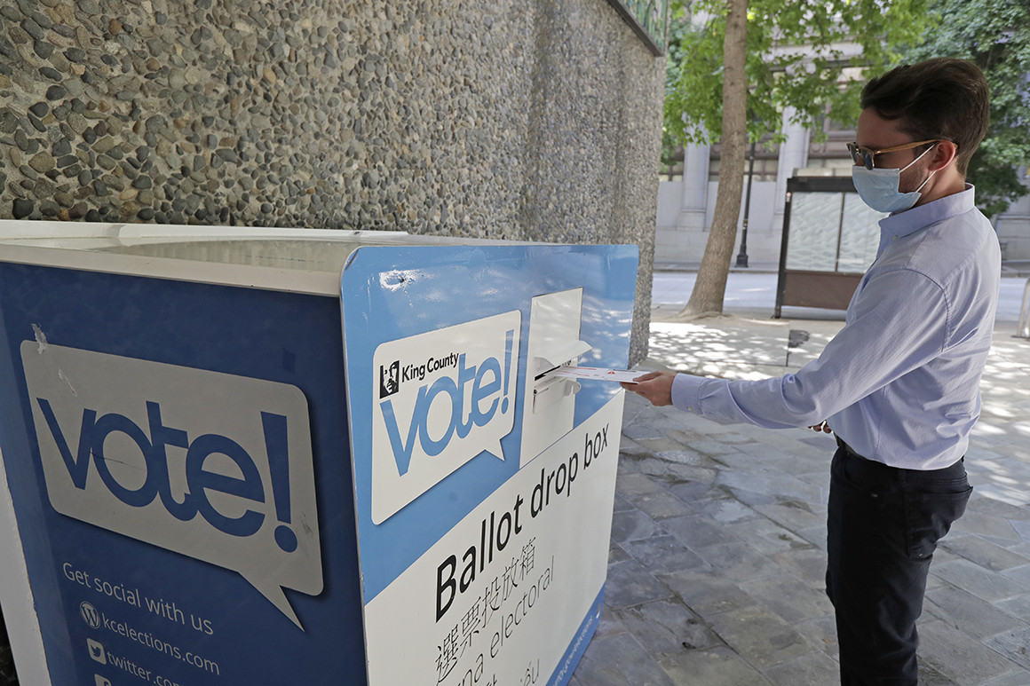 O VOO DO CORVO: Poll: Majority support voting by mail, bucking Trump