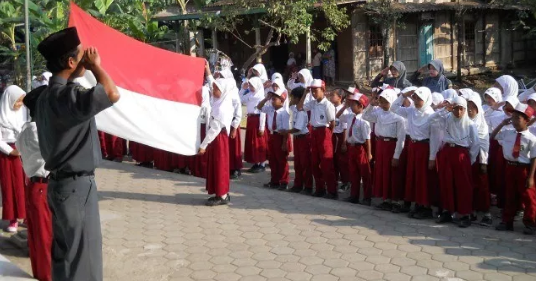 Makna Upacara Bendera Hari Senin ~ SD NEGERI BEKASI JAYA VIII
