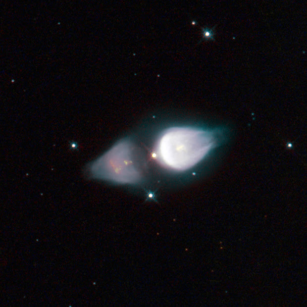 Hubble captures rare Protoplanetary Nebula Minkowski 92