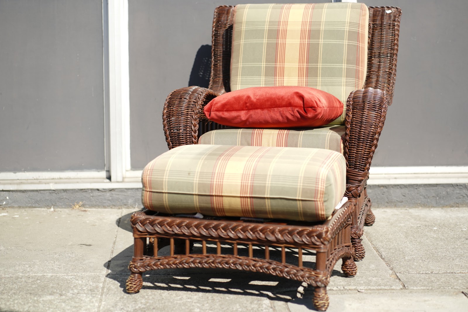 Uhuru Furniture Collectibles Sold 30759 Ethan Allen 33