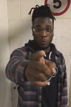 burna boy returns nigeria