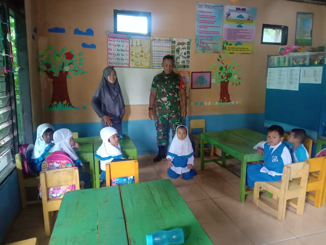 Babinsa Klandungan Komunikasi Sosial Bersama Kepsek TK Al Fath