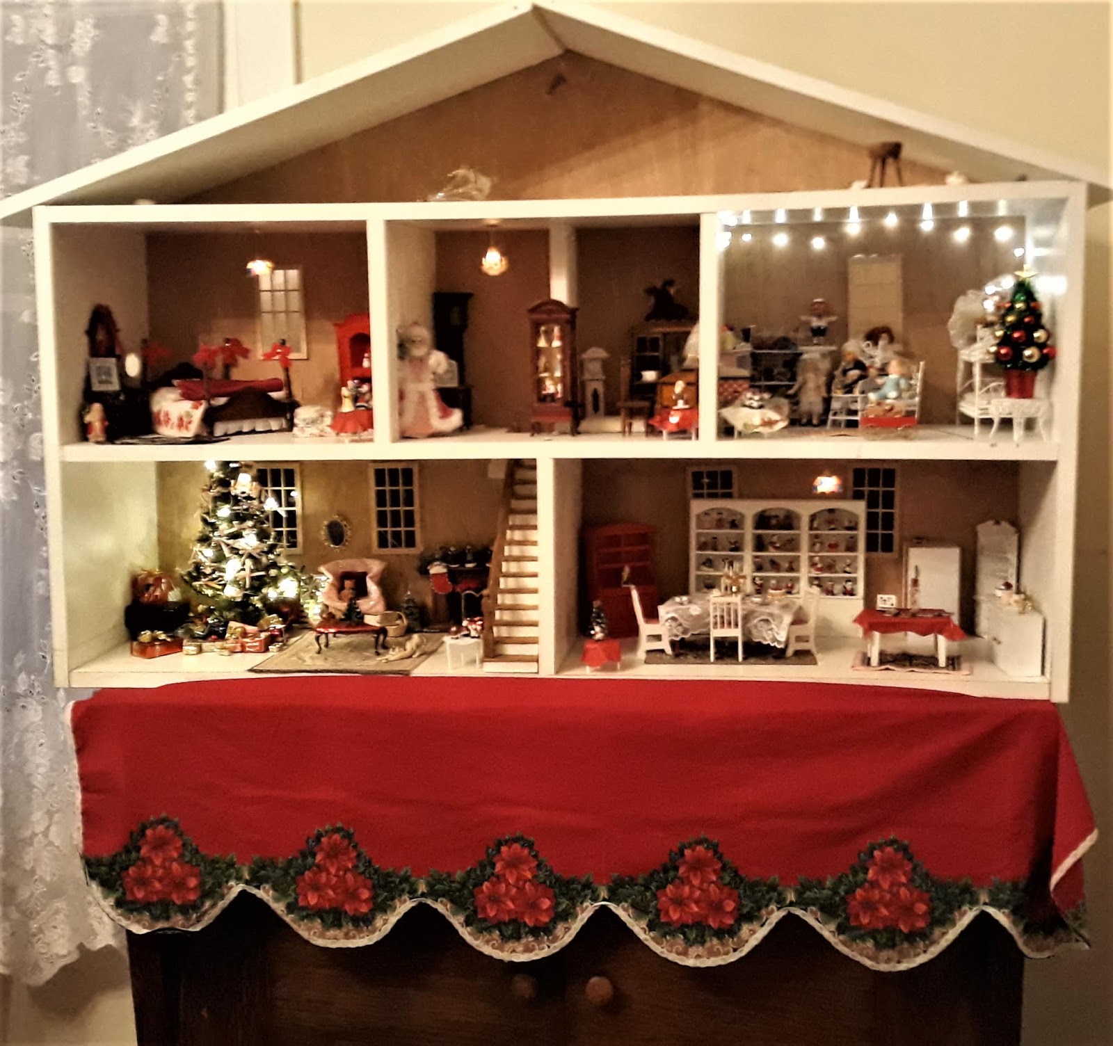 dollhouse decor