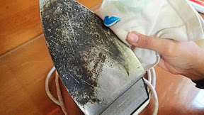7 Cara Menghilangkan Kerak Mesin Setrika Yang Membandel