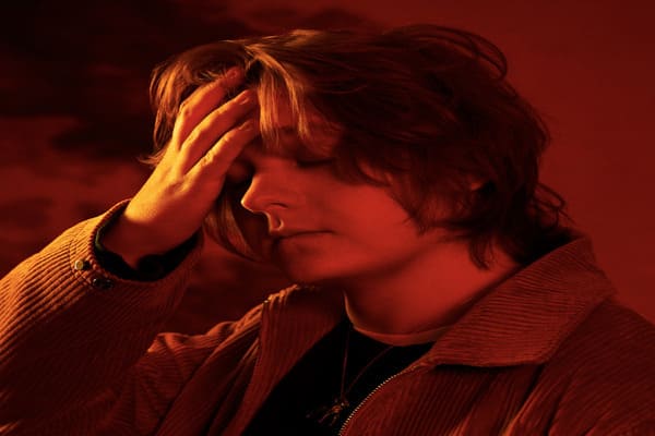 Lirik Lagu Lewis Capaldi Someone You Loved dan