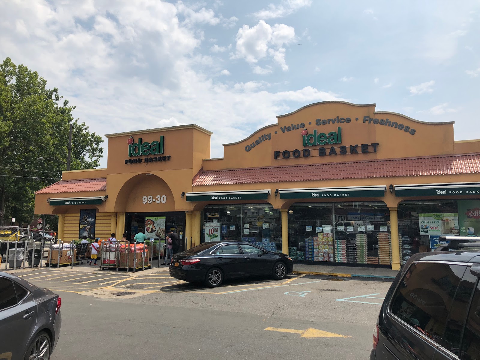 TOUR Ideal Food Basket Corona West, NY
