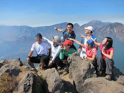 Plawangan Senaru Crater Rim 2641 meters Mt Rinjani