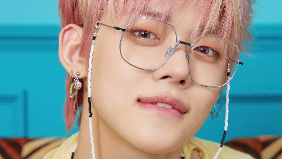 8.938, TXT, Yeonjun, Glasses, Blue Hour, 4K Wallpaper