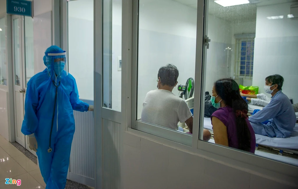 Xác định 38 'điểm nóng' Covid-19, Đà Nẵng phong tỏa nhiều khu phố