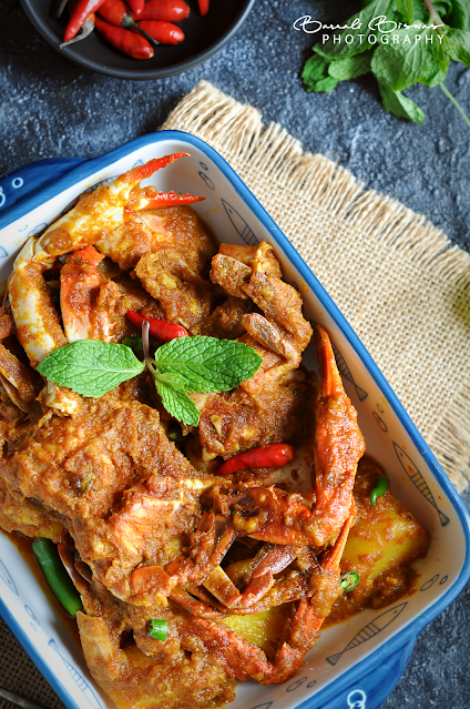 Kakrar Jhal Bengali Style Crab Curry