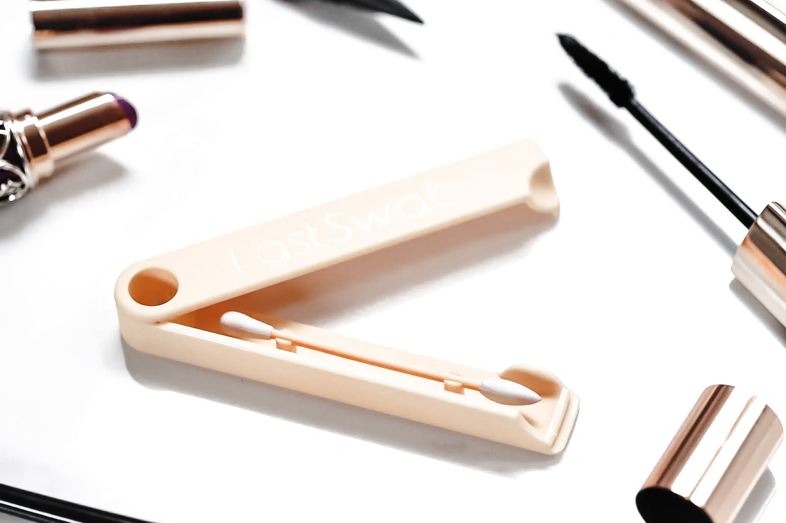 Coton-tige réutilisable Lastswab pour maquillage -Coloris au choix