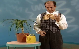 Elmo's World Flowers, Plants and Trees Mr. Noodle