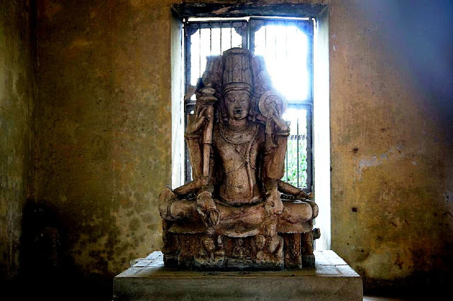 Статуя Вишну