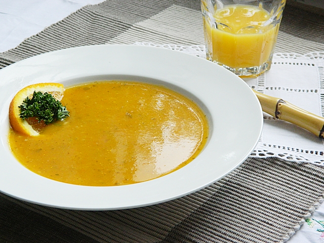 Dr Ola&amp;#39;s kitchen: Carrots-Orange Soup. Möhren Orangensuppe. شوربة الجزر ...