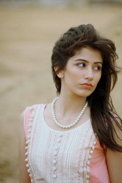 Syra Yousuf Pakistani Girl Model