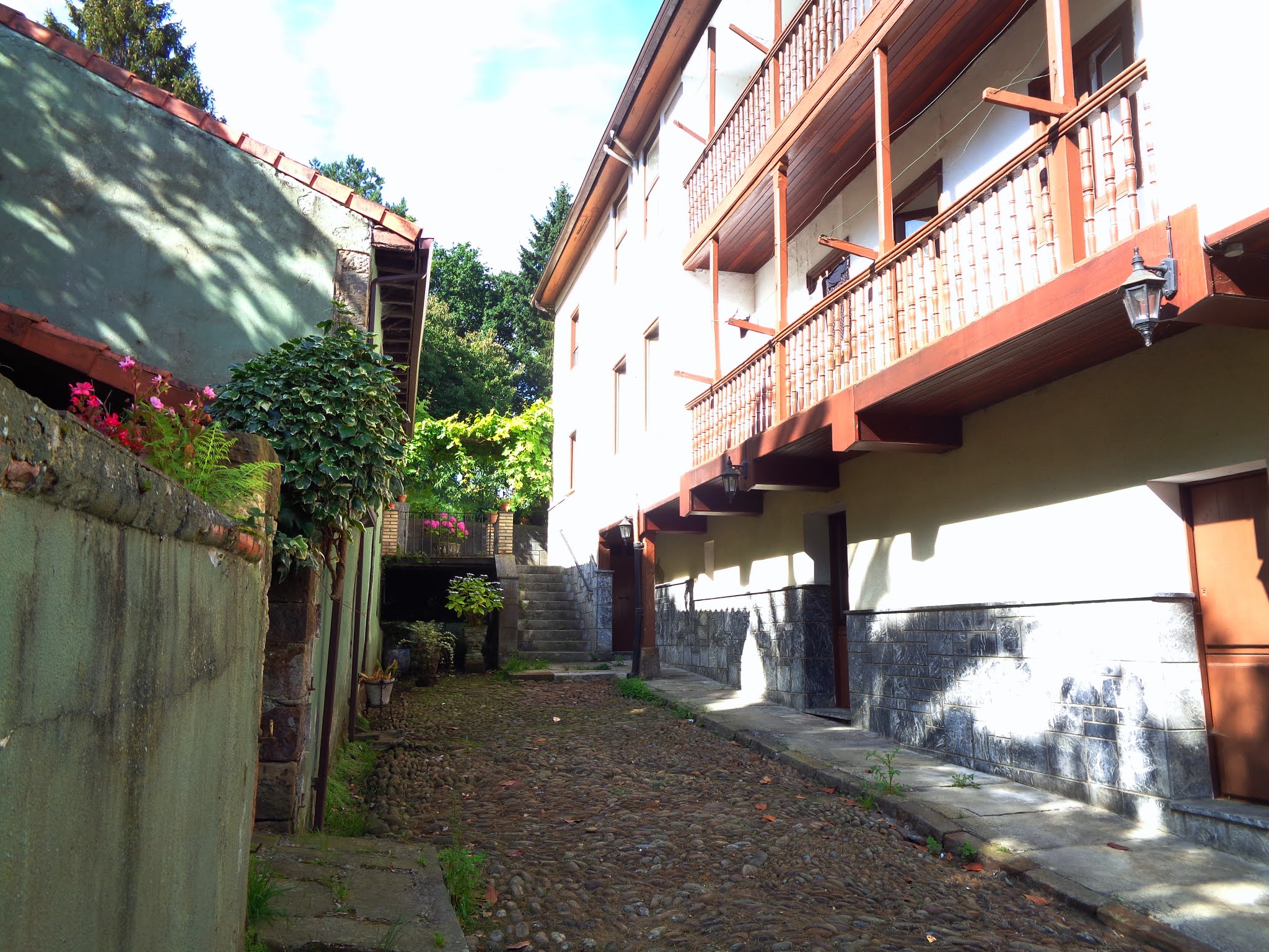 Un blog sobre Ampuero y otros lugares cercanos: La casa de Ramón Rivas