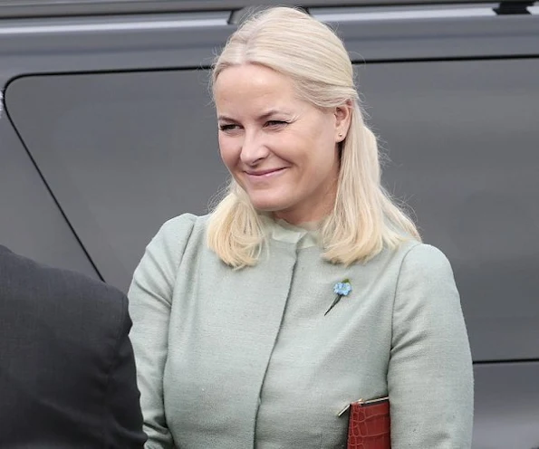 Crown Princess Mette-Marit at Marine Simulation Centre, Princess wore Christian Louboutin beige shoes, Valentino cost, and valentino dress, Mayla clutch bag