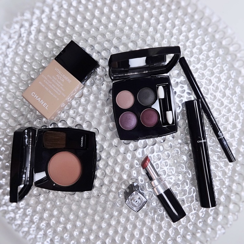 Chanel Smoky Eye – The Other End of the Brush