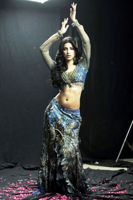 Shruti Hassan Hot Sexy South Indian Actress HD Photos Download