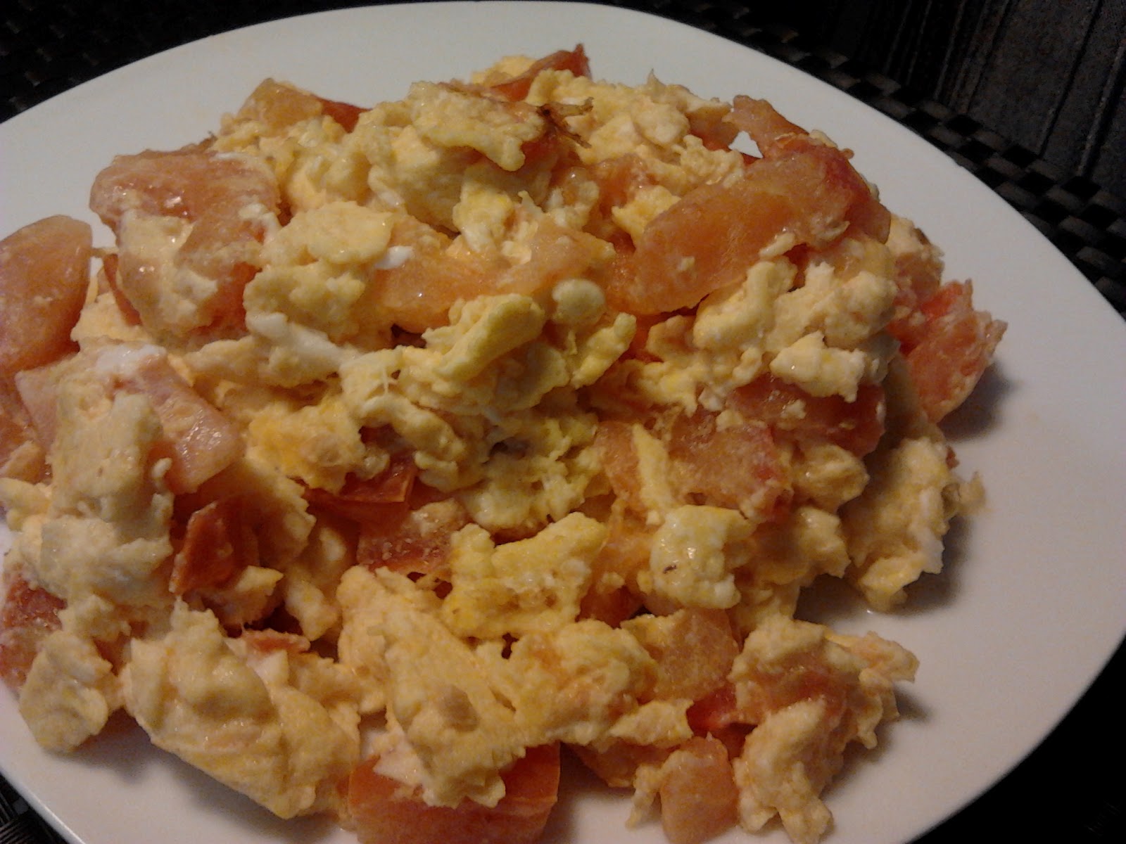 Stirfry Eggs with Tomatoes (Scrambled Egg) Shan's Recipes
