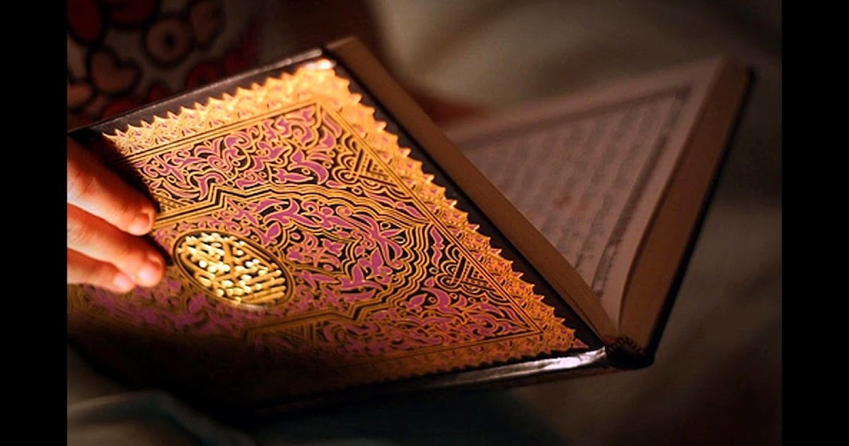Hukum Menyentuh Mushaf Al-Quran Tanpa Bersuci